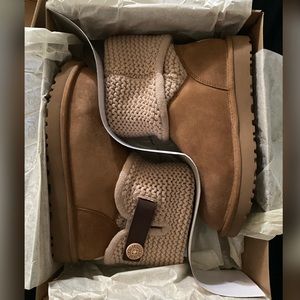 UGG boots, tan